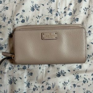 NWT Kate Spade Wallet Clutch